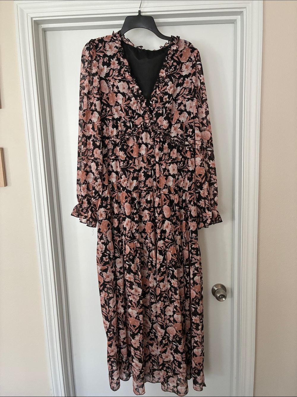 Floral Pink and Black V-Neck Long Sleeve Midi Dress